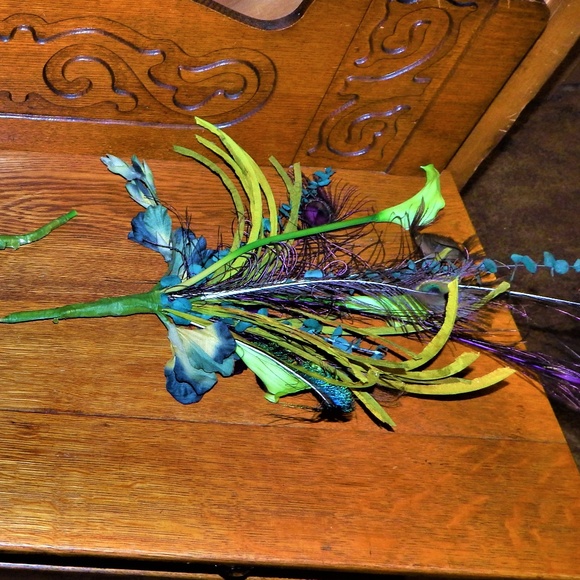 Peacock~ Calla Lily~ Eucalyptus Wedding Home Decor - Picture 8 of 8